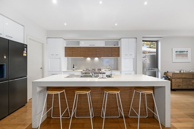 37 Lakelands Drive Merrimac 4226 - Image 6