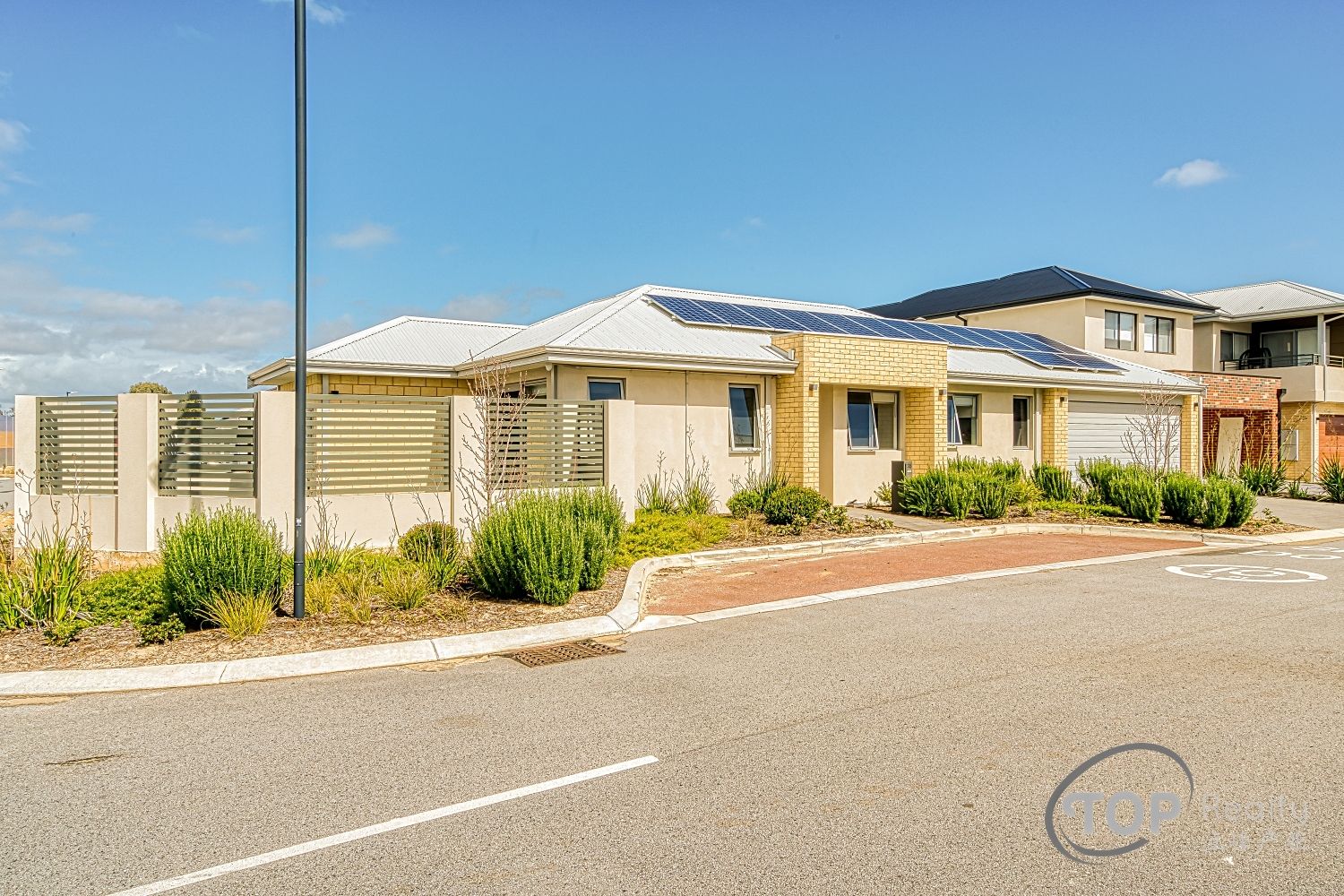 3 bedrooms House in 35 Kinship Street WILLETTON WA, 6155