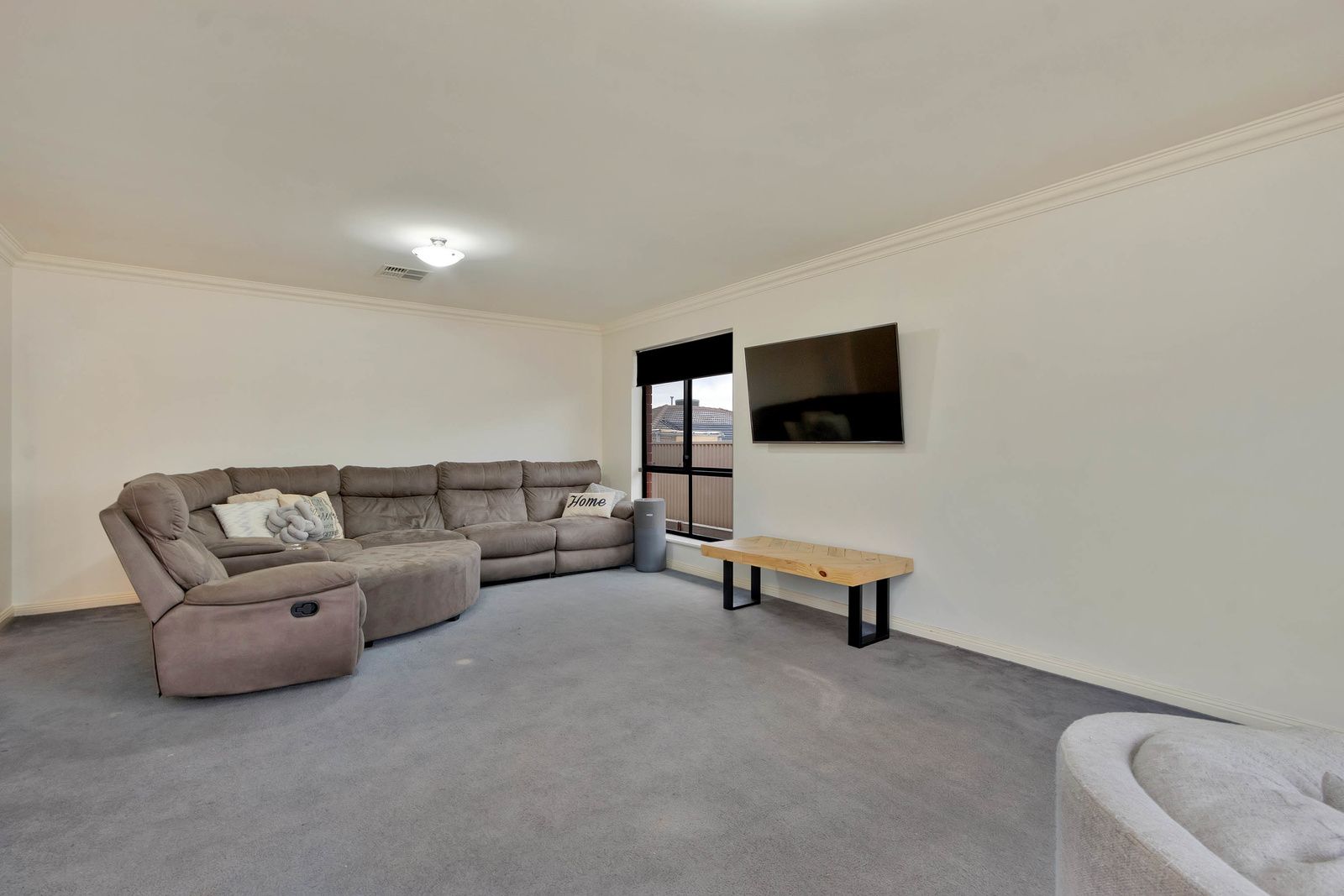 4 ARTHUR STREET, Blakeview SA 5114, Image 2