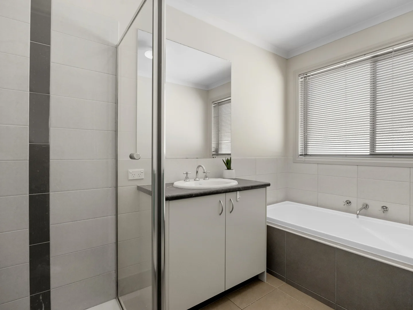 Additional image 6 of 1/8 Sharon St, Flora Hill VIC 3550