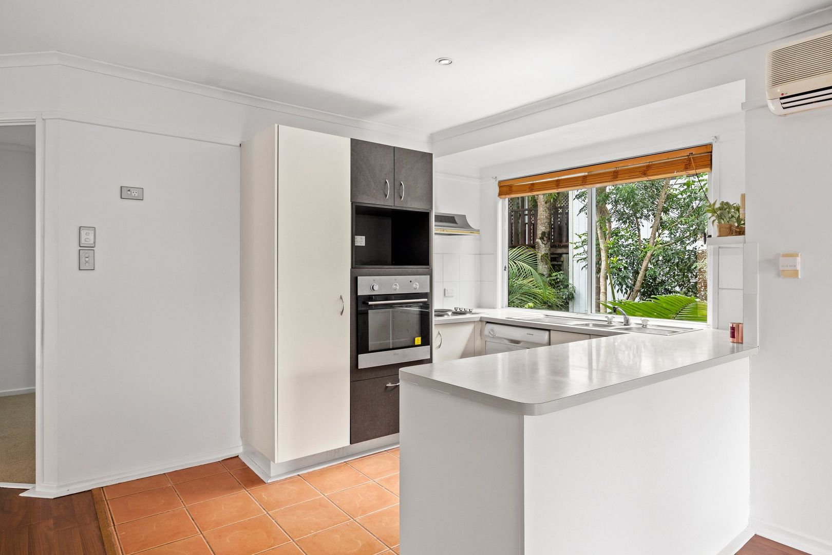 2/18 Ballinger Court, Buderim QLD 4556, Image 2