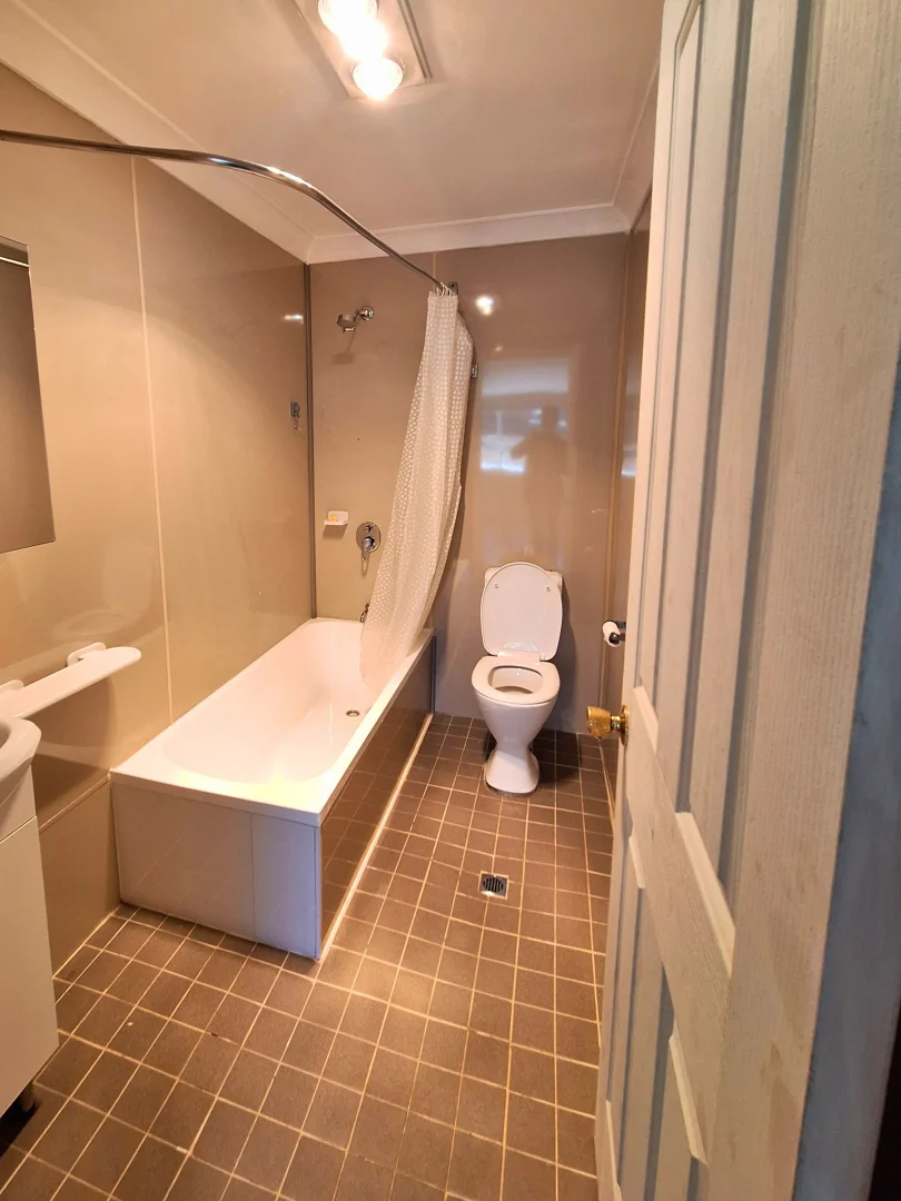 Additional image 3 of 142 Taylor Street, Glen Innes NSW 2370