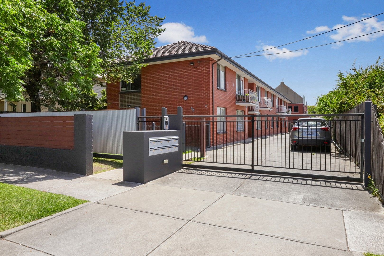2 bedrooms Apartment / Unit / Flat in 7/32 Hobbs Street SEDDON VIC, 3011