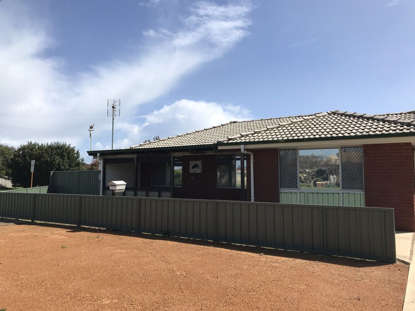 2 bedrooms House in 1 Sing Way DONGARA WA, 6525