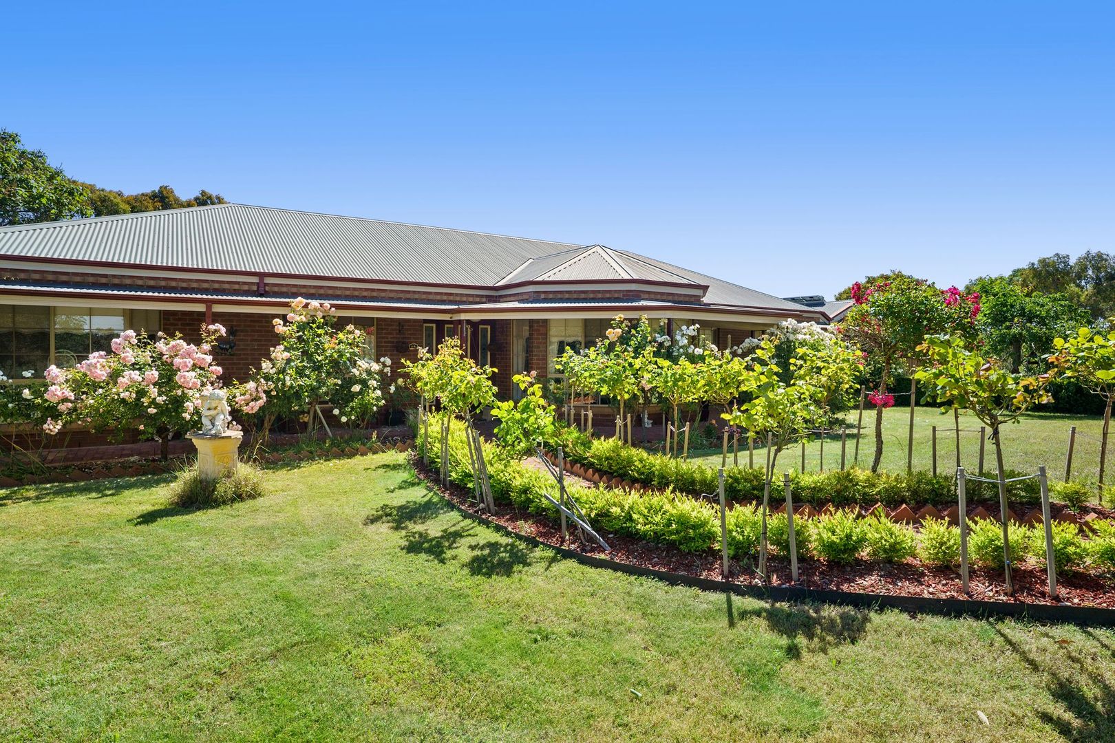 65 Spences Road, Drummond North VIC 3446, Image 1