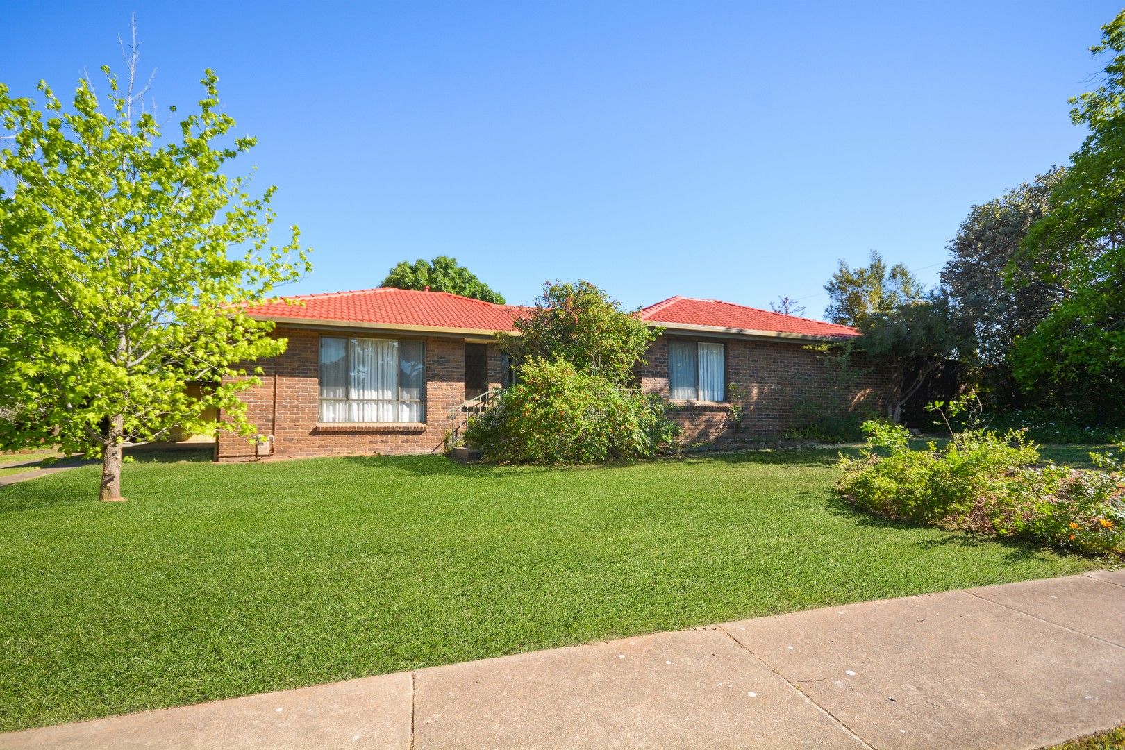 27 Franklin St, Stawell VIC 3380 House For Rent 360 Domain