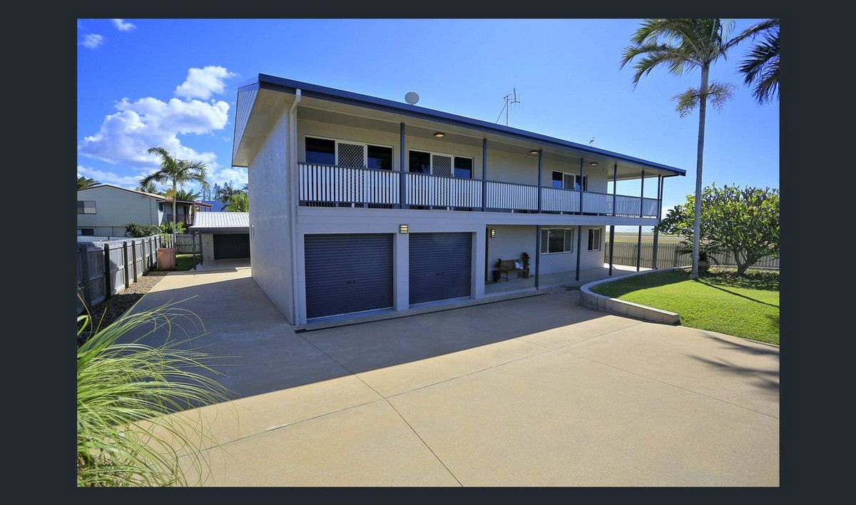 4 bedrooms House in 58 Rickerts Road BURNETT HEADS QLD, 4670