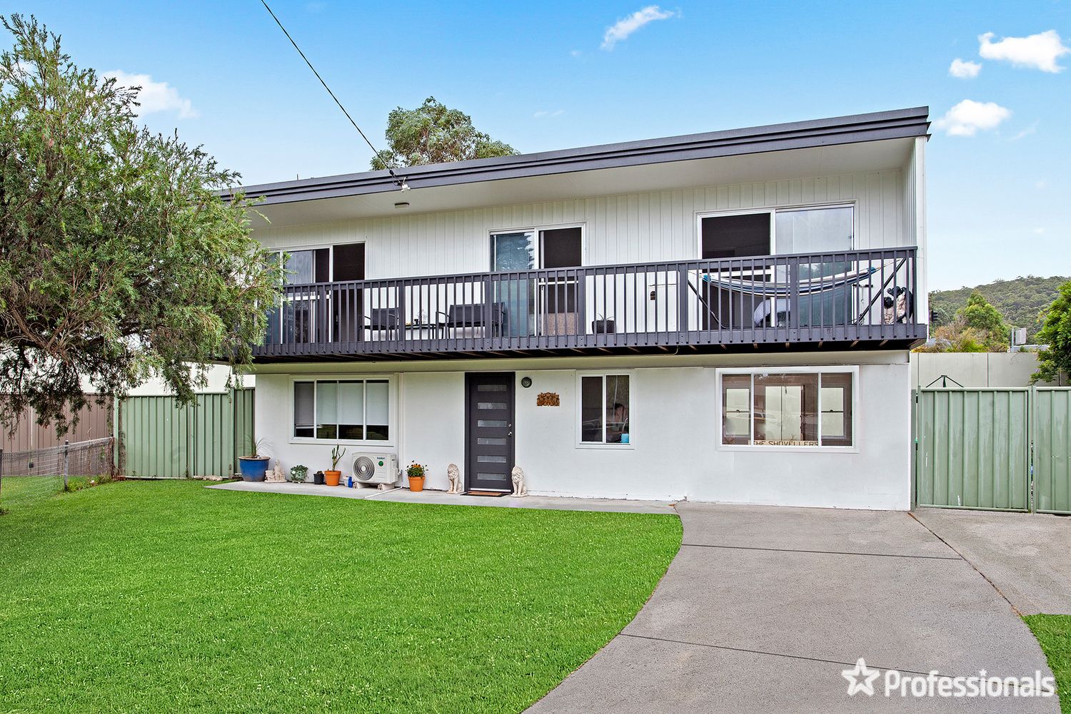 10 Ferguson Close, West Gosford NSW 2250, Image 0