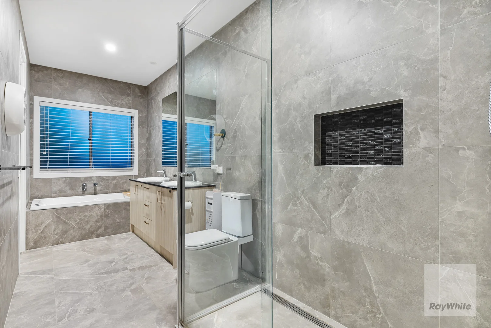 Additional image 10 of 18 Topiary Street, Truganina VIC 3029