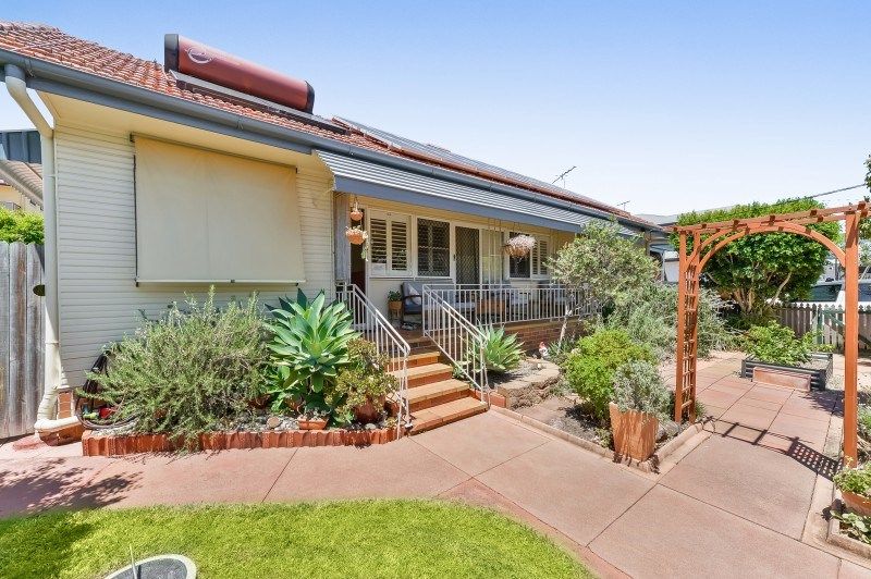 13 Hobbs Street, Scarborough Property History & Address Research Domain