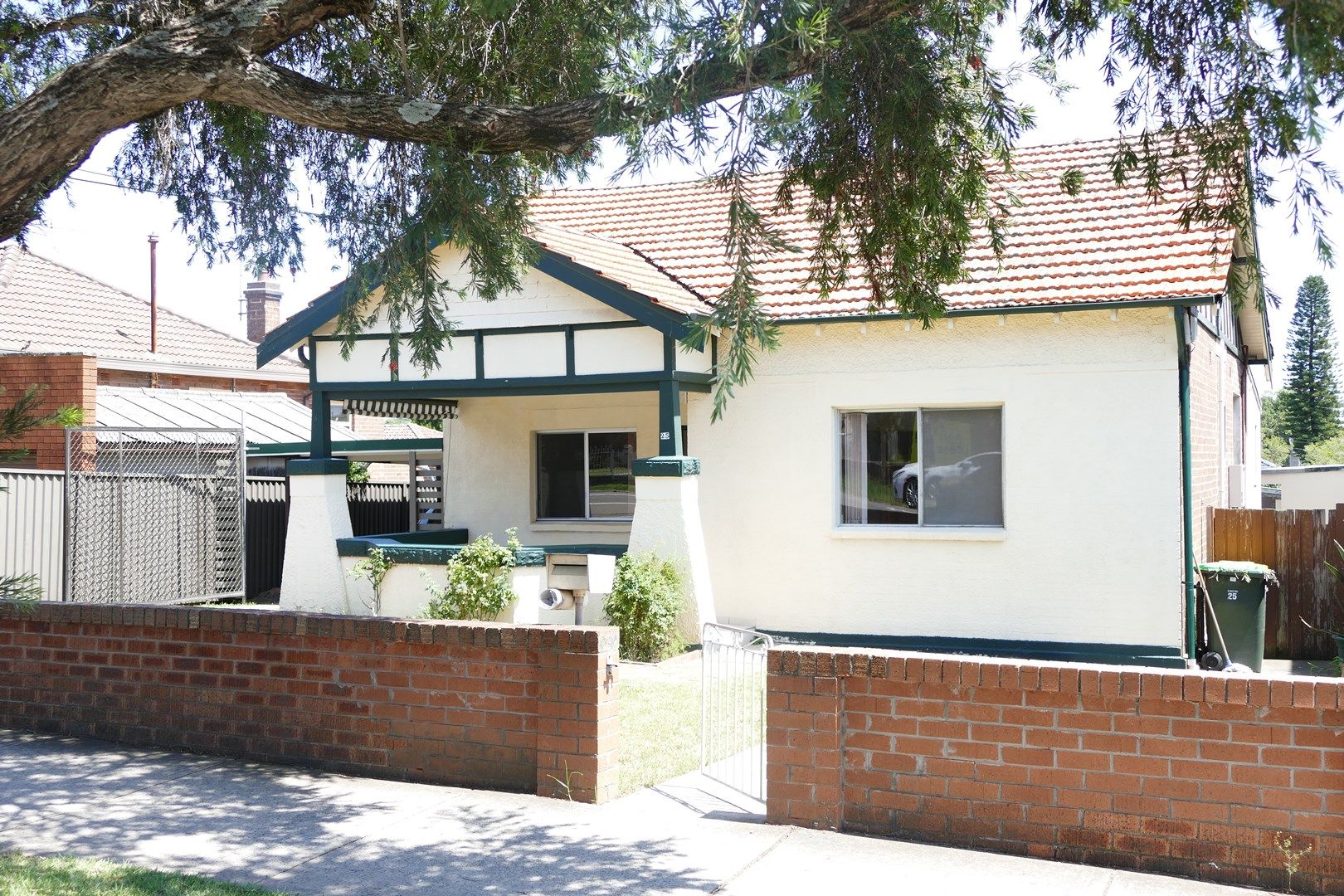 3 bedrooms House in 25 Yangoora Road BELMORE NSW, 2192