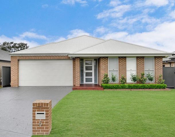 6 Funnell Close, Camden South NSW 2570