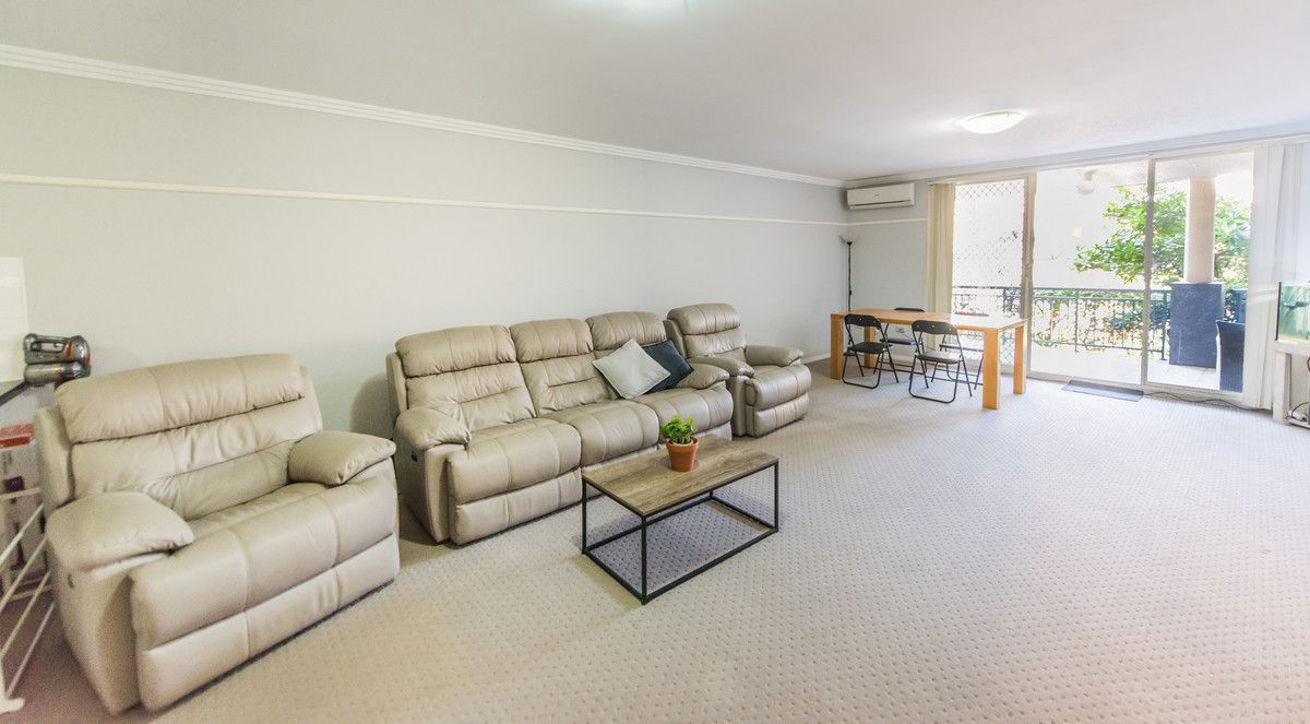 6/8187 Cecil Avenue, Castle Hill NSW 2154 Apartment For Rent 650
