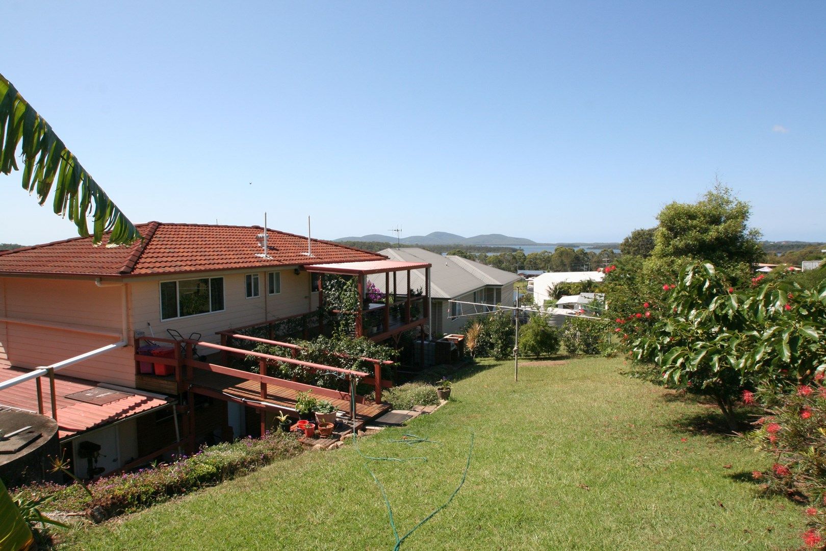 9 Binalong Crescent, Coomba Park NSW 2428, Image 0