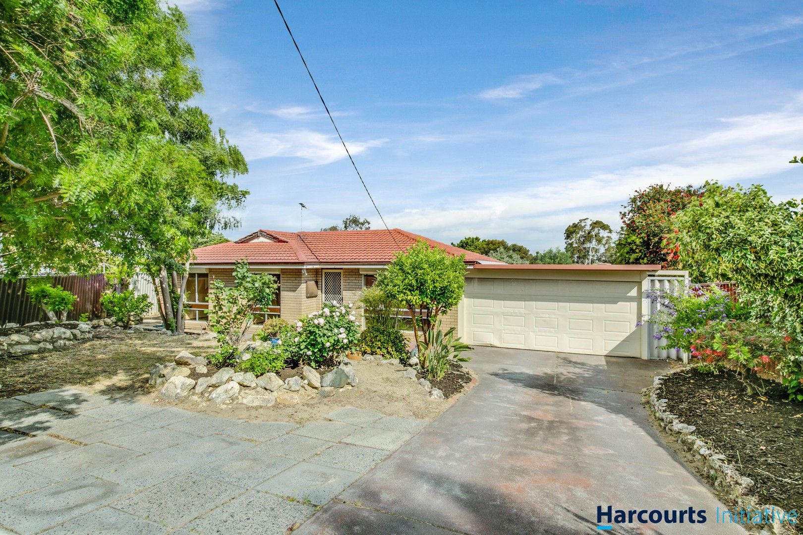 3 bedrooms House in 51 Bendix Way GIRRAWHEEN WA, 6064