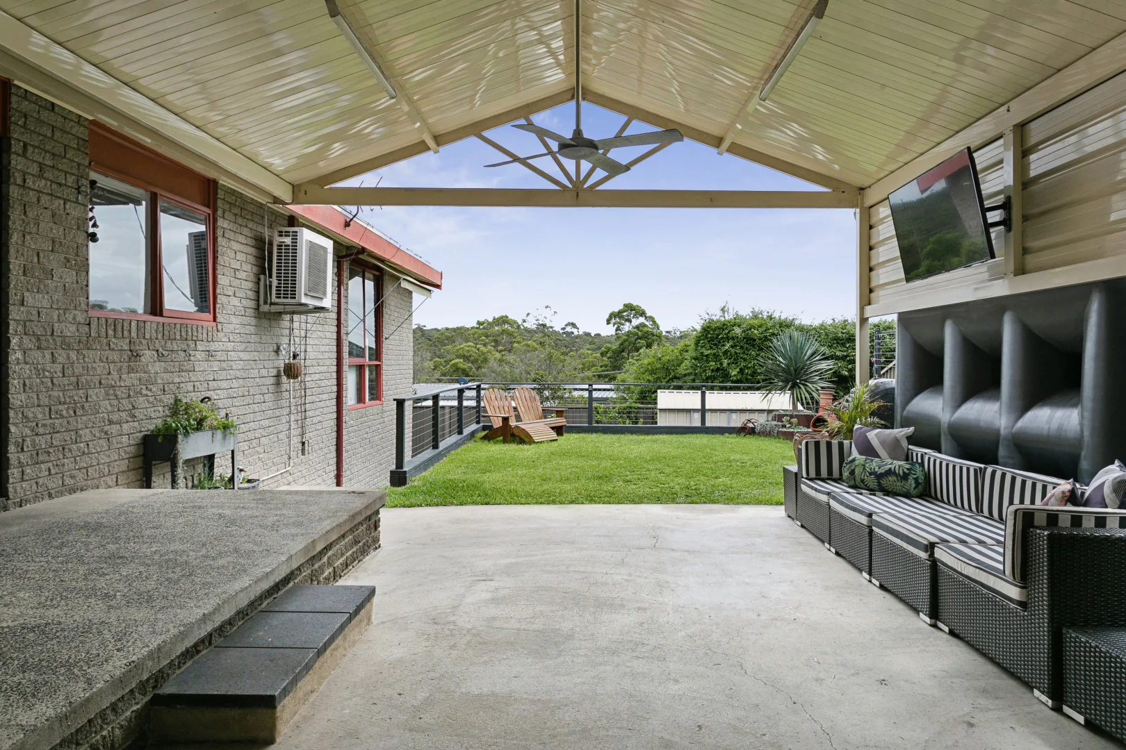77 Kingswood Road, Engadine NSW 2233