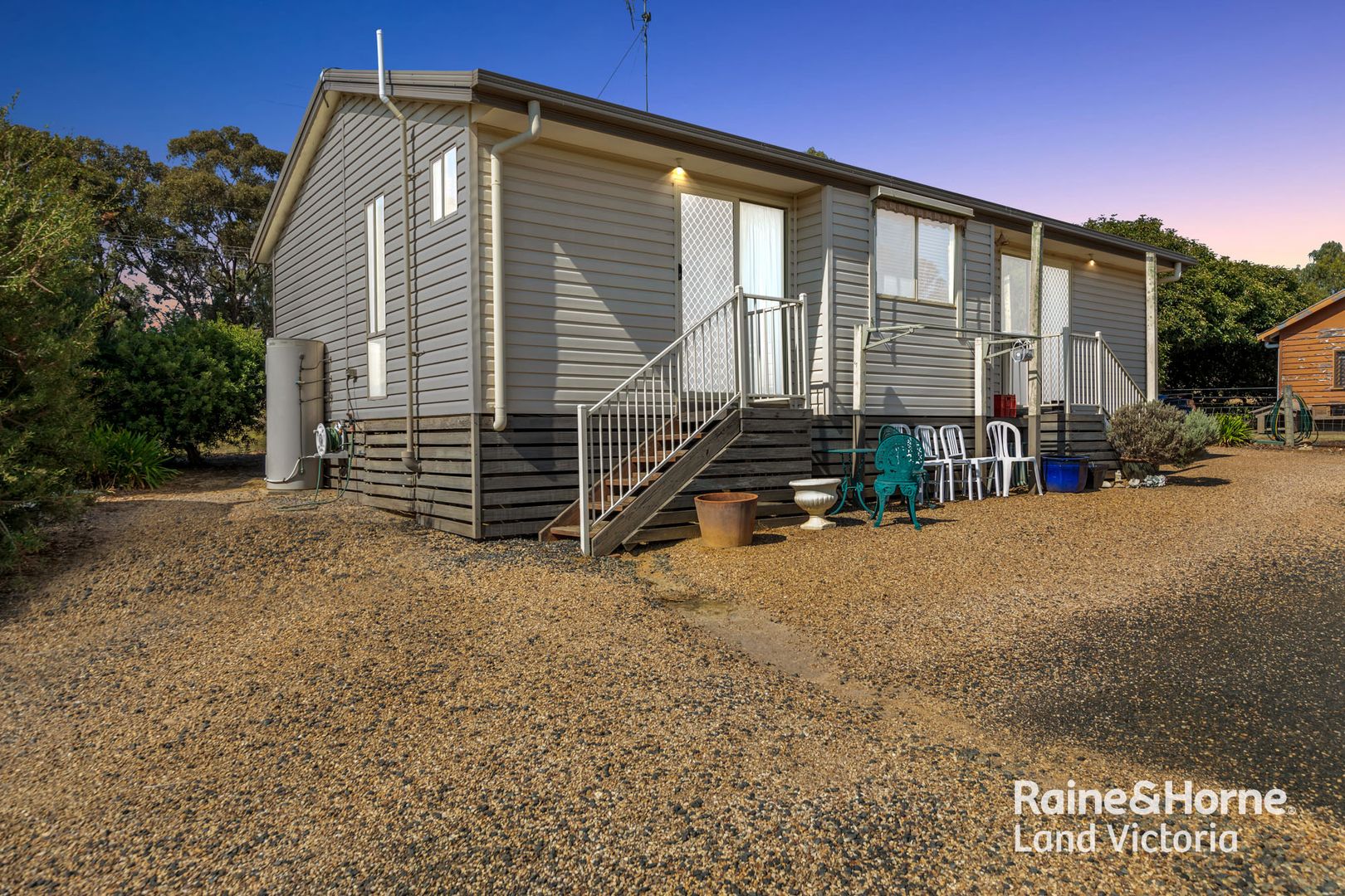 575 Dry Creek Road, Kilmore East VIC 3764, Image 2