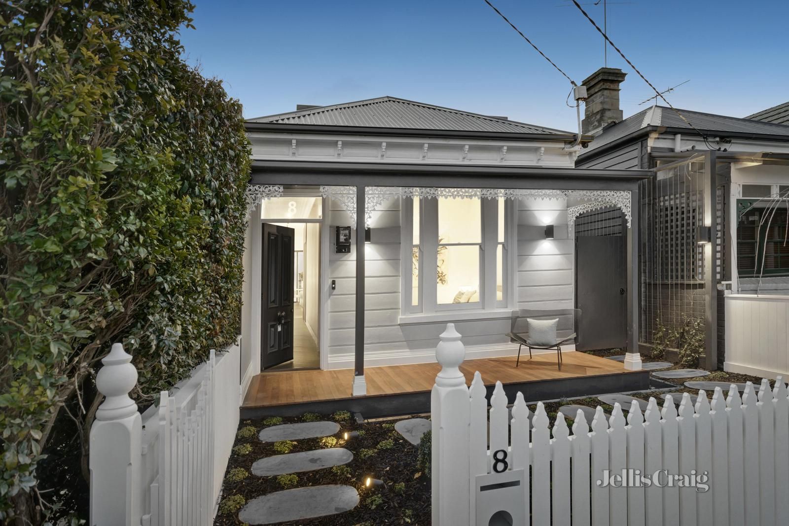 4 bedrooms House in 8 Sercombe Grove HAWTHORN VIC, 3122