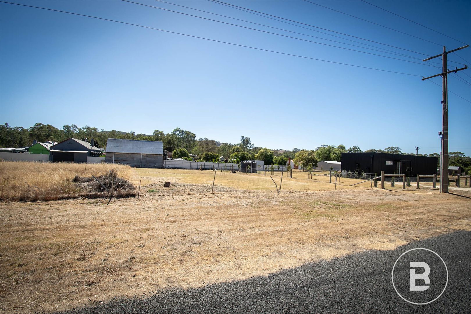 17 Humffray Street, Moonambel VIC 3478, Image 1