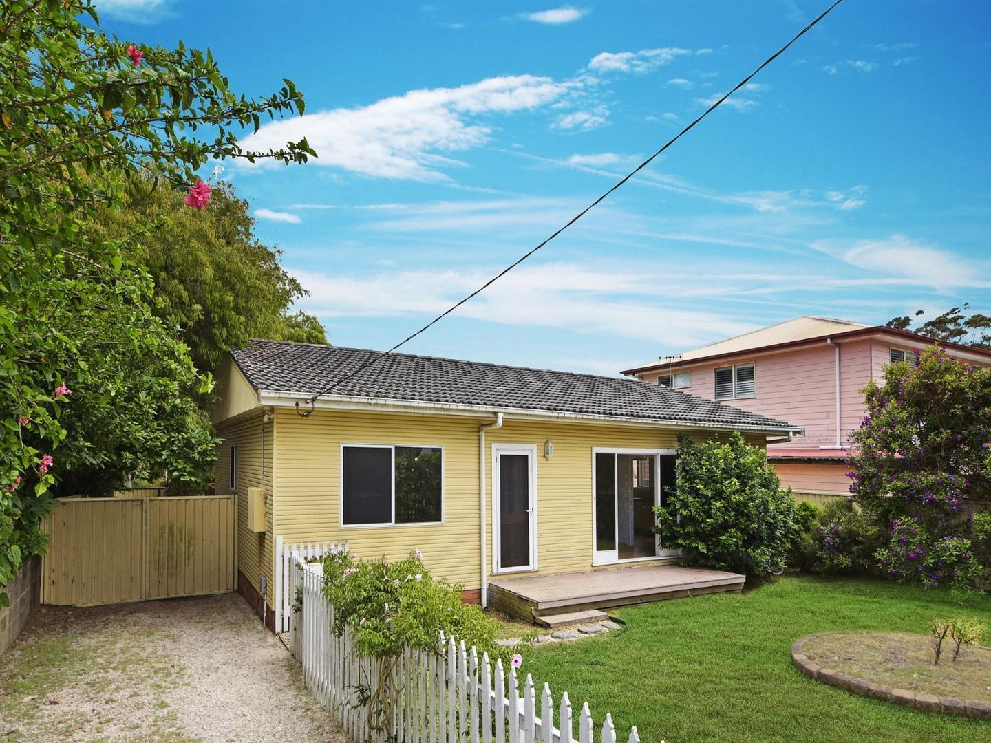 39 Lakin Street, Bateau Bay Property History & Address Research Domain