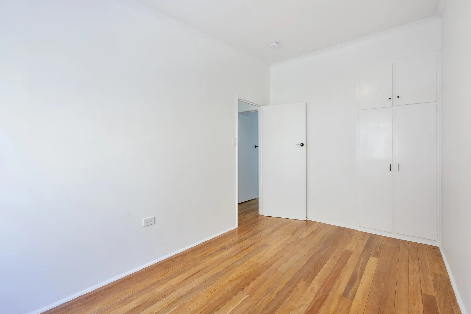 Additional image 13 of 3/19 Watson Esplanade, Surfers Paradise QLD 4217