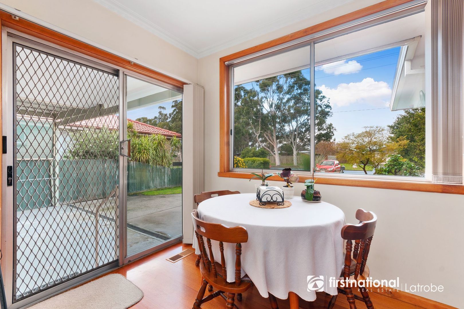 64 Queen Street, Rosedale VIC 3847, Image 2