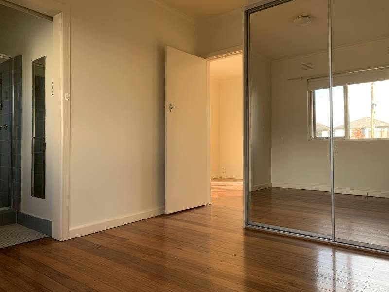 1 bedrooms Apartment / Unit / Flat in 11/82 Gardenvale Road ELSTERNWICK VIC, 3185