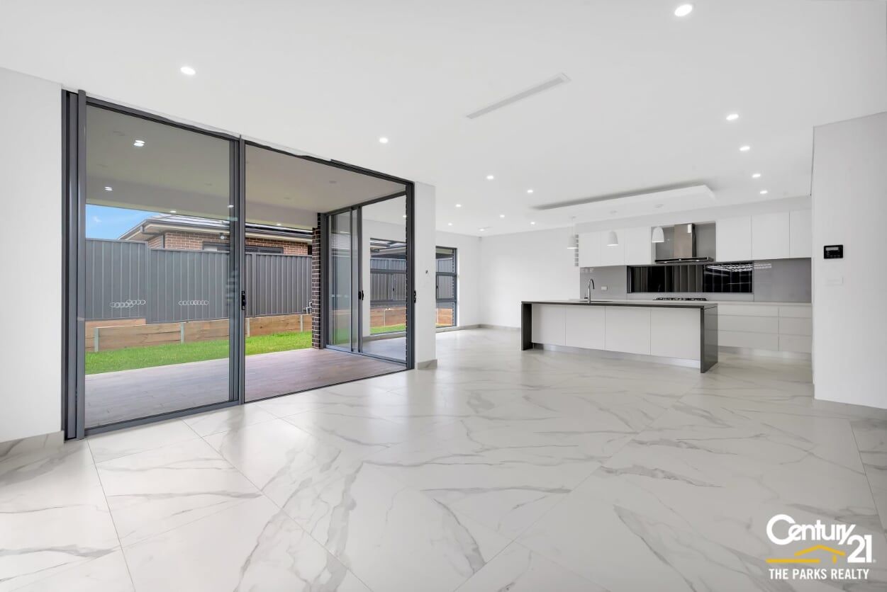 7 Lovegrass Avenue, Denham Court NSW 2565 House For Rent 800 Domain