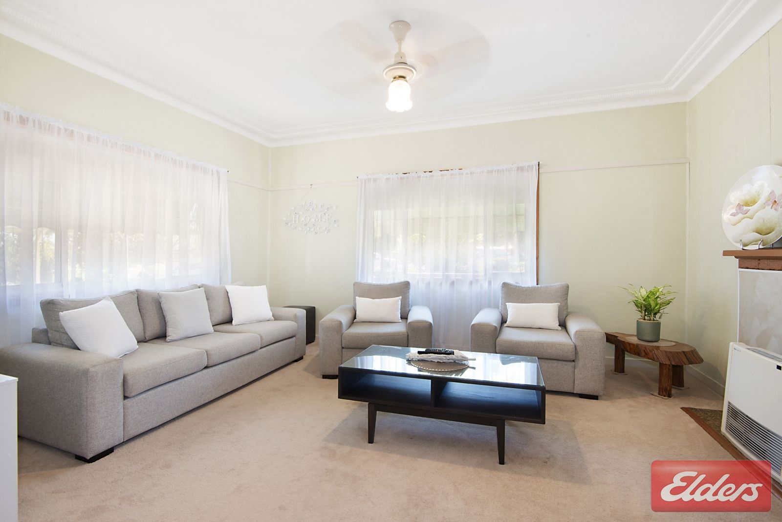 4 Collins Street, Pendle Hill NSW 2145, Image 2
