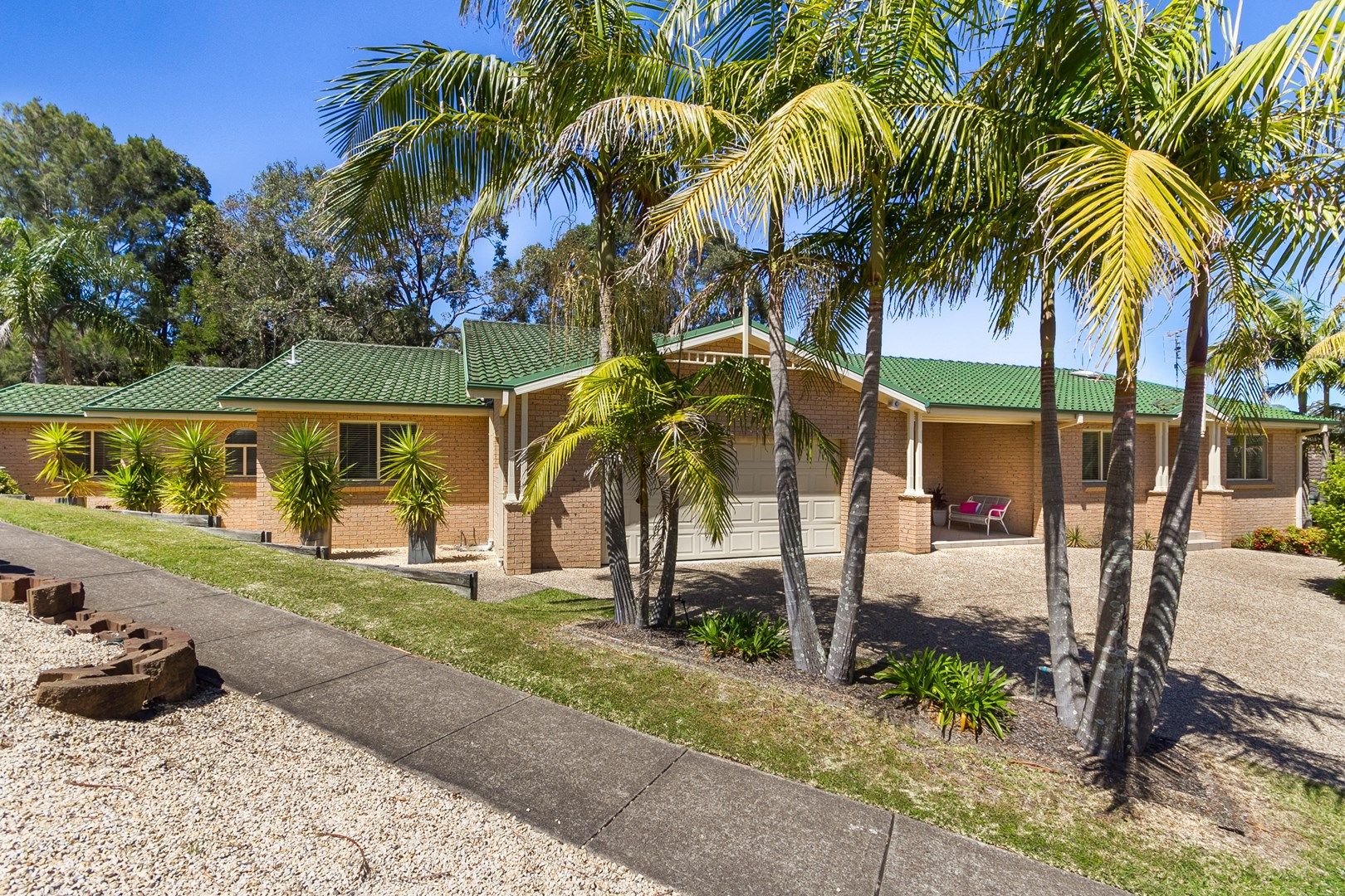 10 Toohey Cove, Eleebana NSW 2282, Image 0