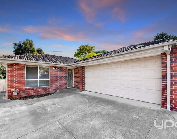 2/38 Papworth Place, Meadow Heights VIC 3048