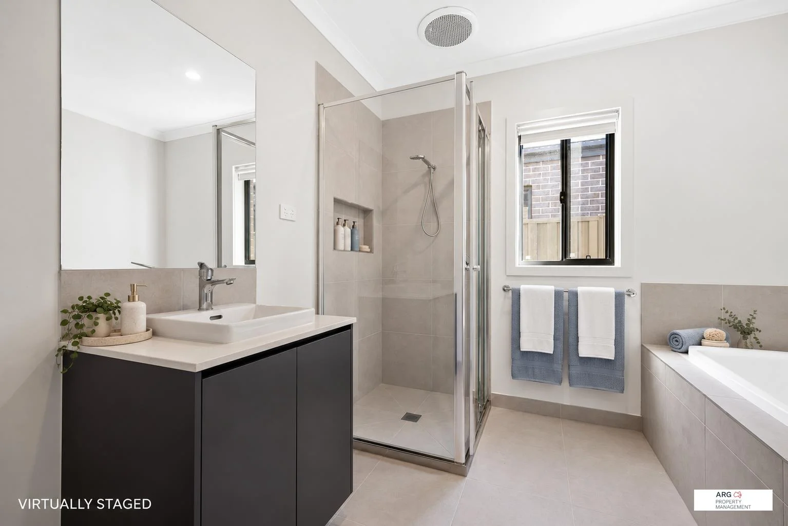 17 Bucco Drive, Tarneit VIC 3029 - House For Rent | Domain