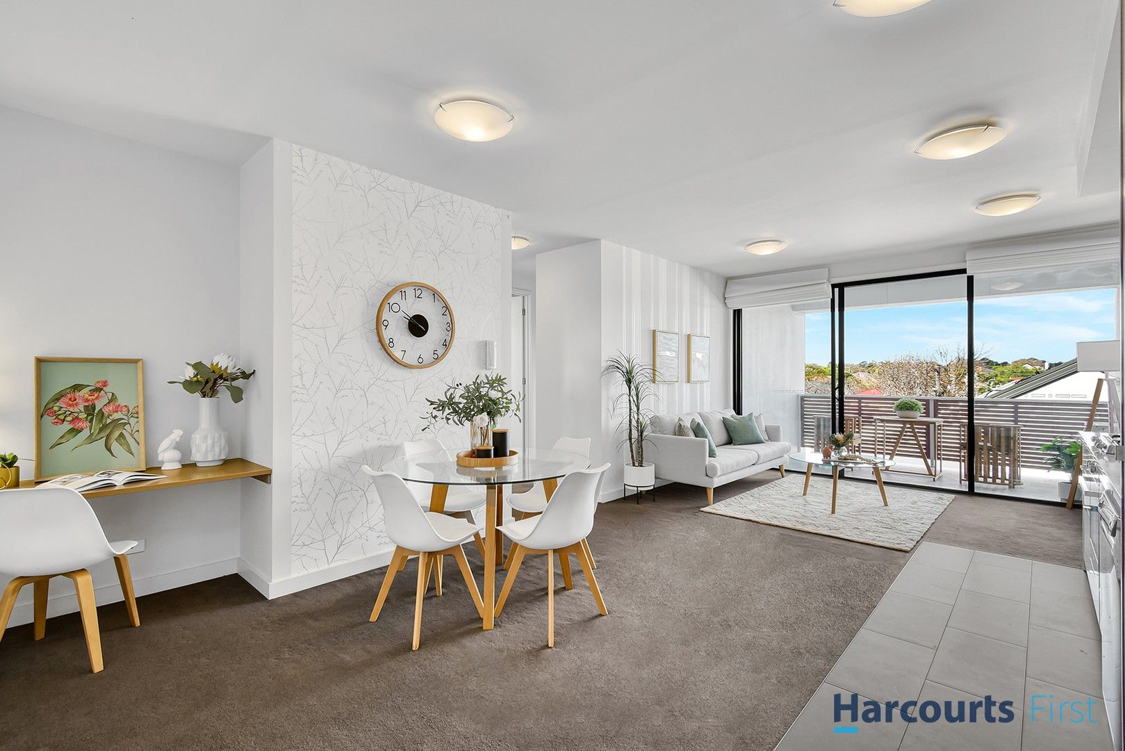 2 bedrooms Apartment / Unit / Flat in 14/103 Atherton Road OAKLEIGH VIC, 3166