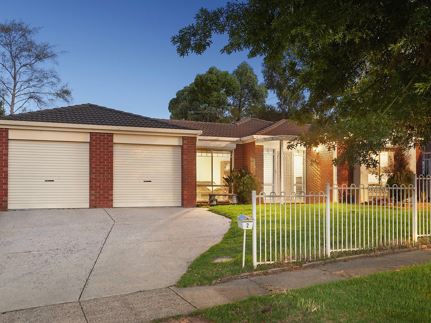 2 Pinehill Drive, Rowville VIC 3178, Image 0