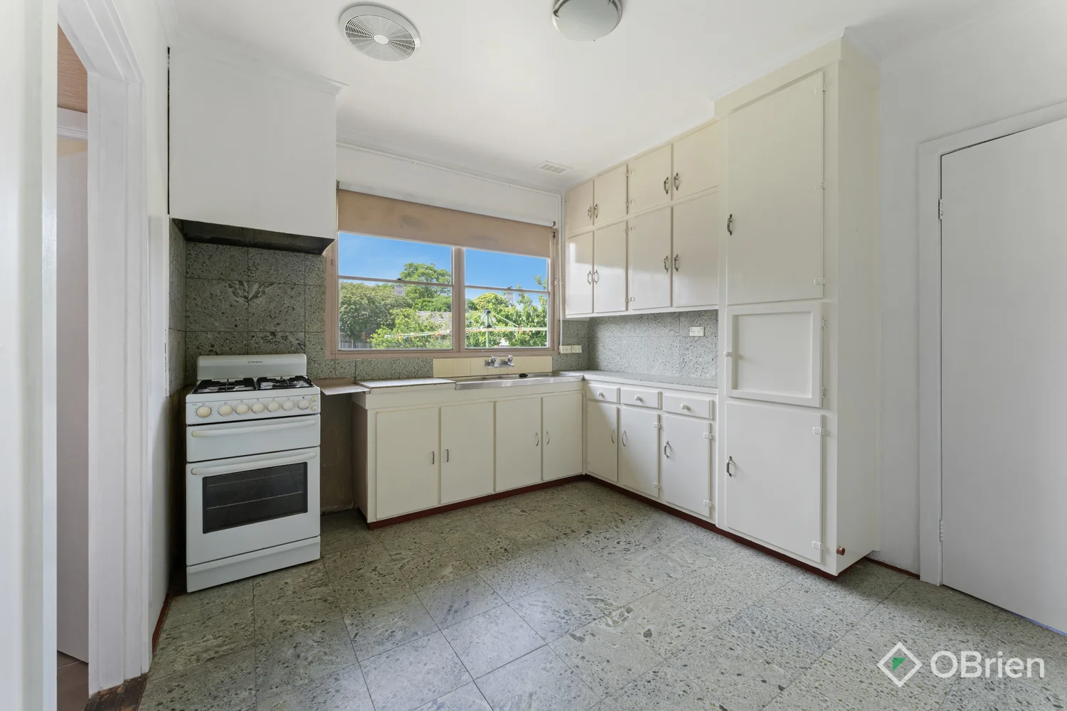 Additional image 3 of 10 Plantation Avenue, Frankston North VIC 3200