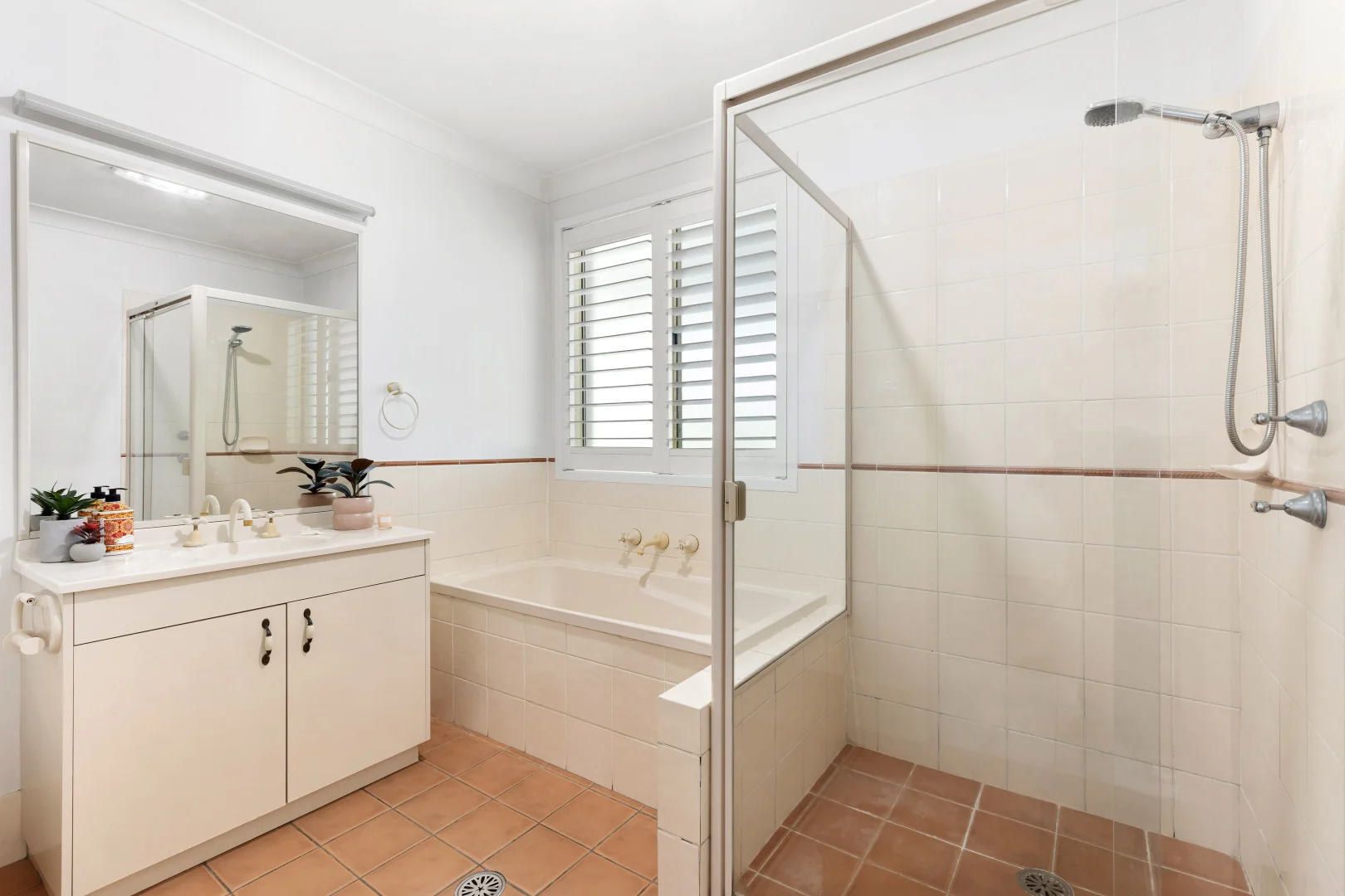 Additional image 10 of 300 Bents Basin Road, Wallacia NSW 2745