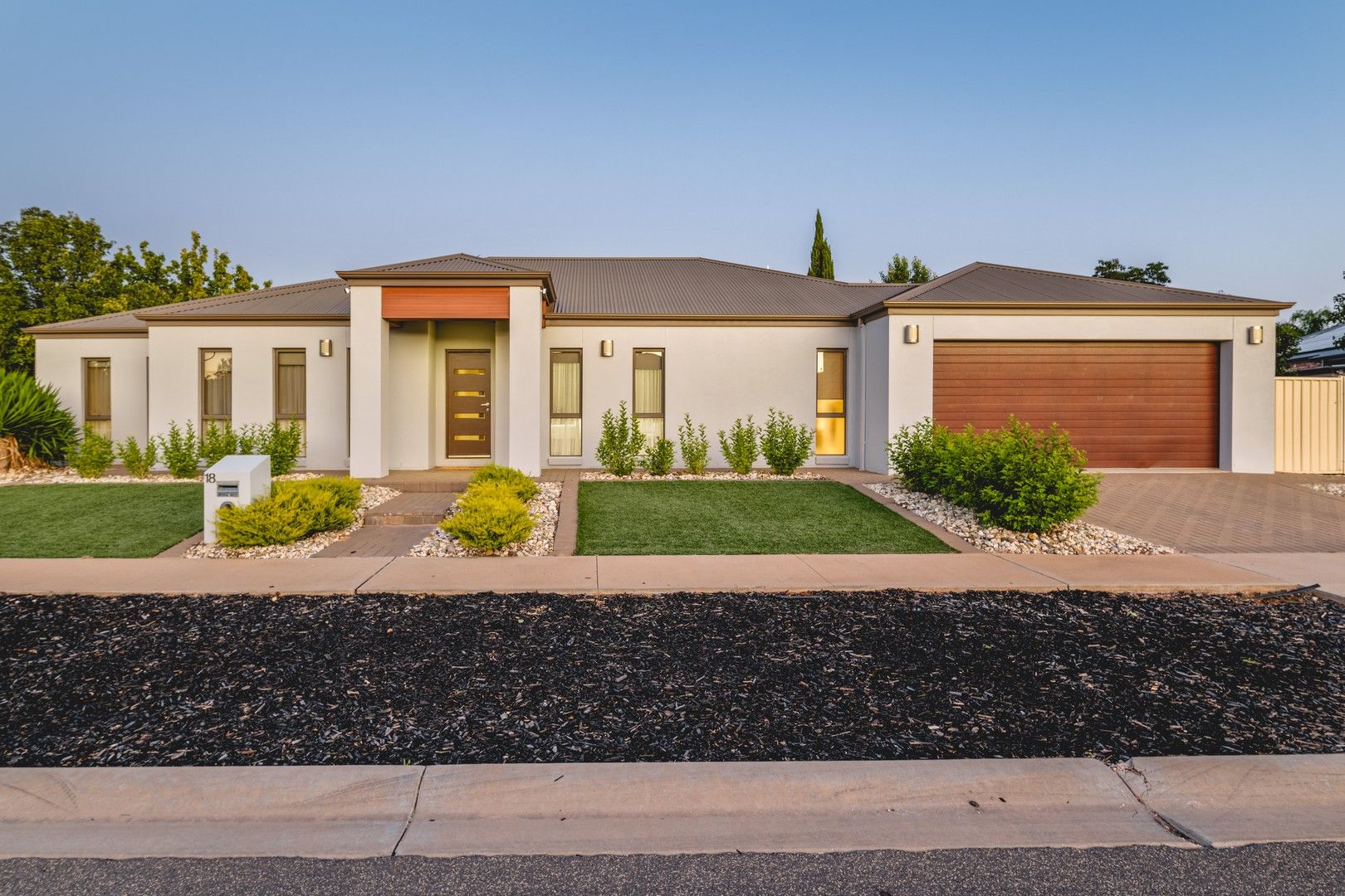 3 bedrooms House in 18 Sunrise Drive MILDURA VIC, 3500