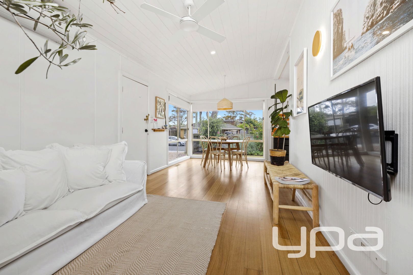6 Dale Avenue, Safety Beach VIC 3936, Image 1