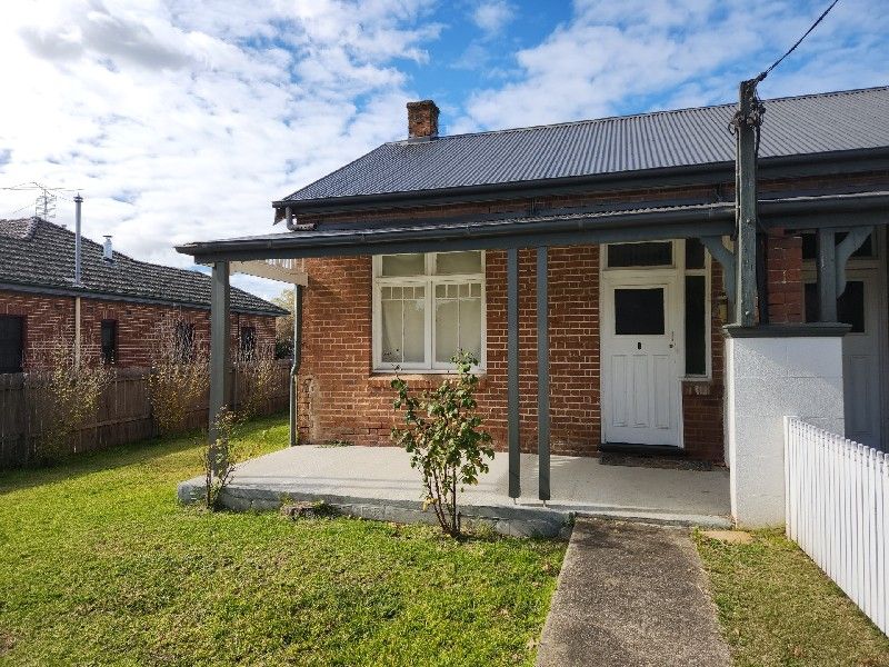 2 bedrooms Semi-Detached in 45 Marsden Street BOOROWA NSW, 2586