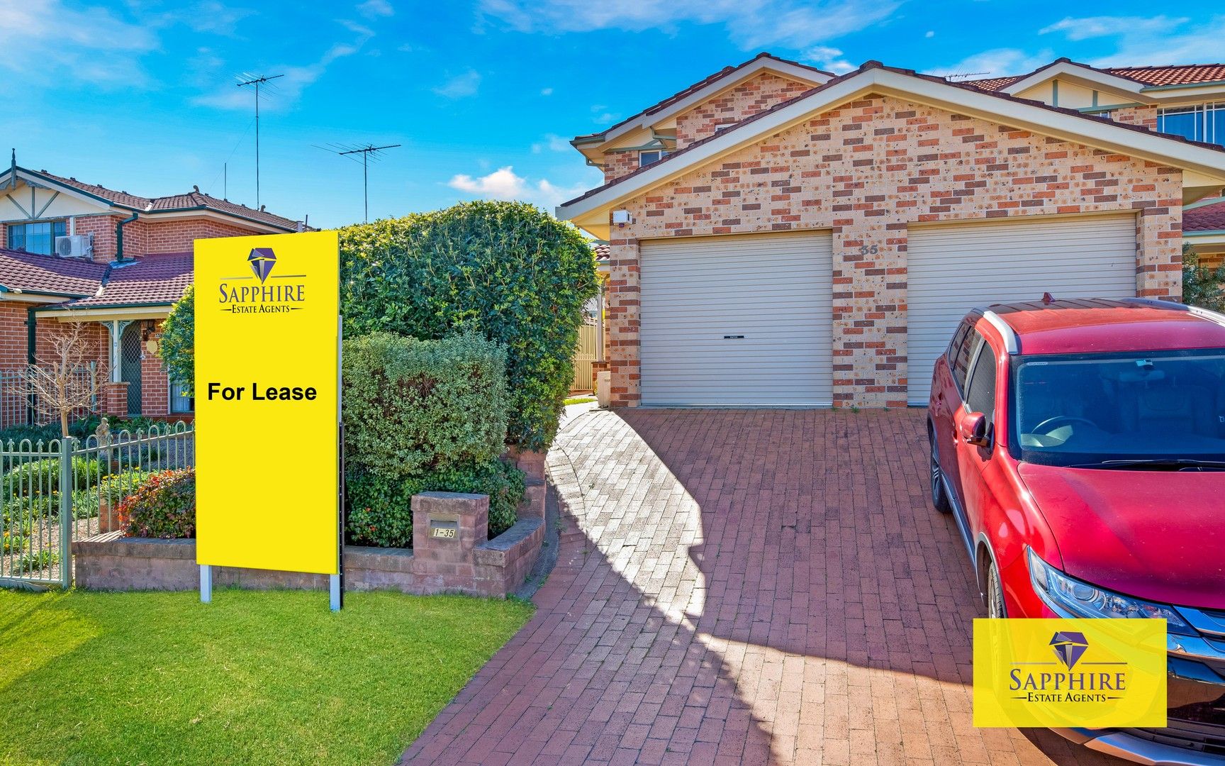 3 bedrooms Townhouse in 1/35 Pagoda Crescent QUAKERS HILL NSW, 2763