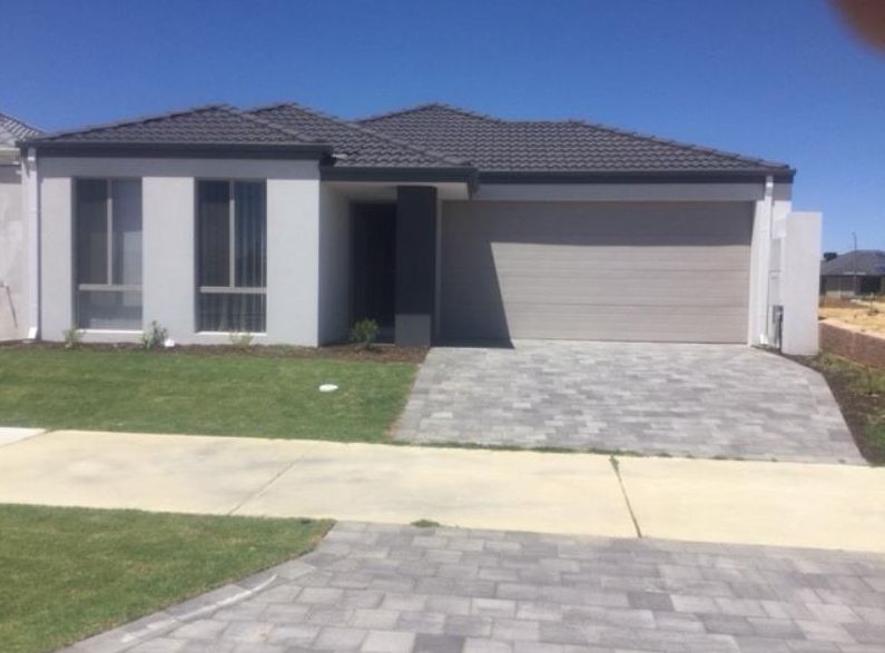 1 bedrooms House in 41B Suffolk Street CAVERSHAM WA, 6055