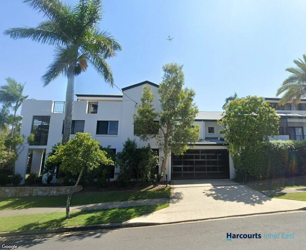 2/157 Riding Road, Balmoral QLD 4171