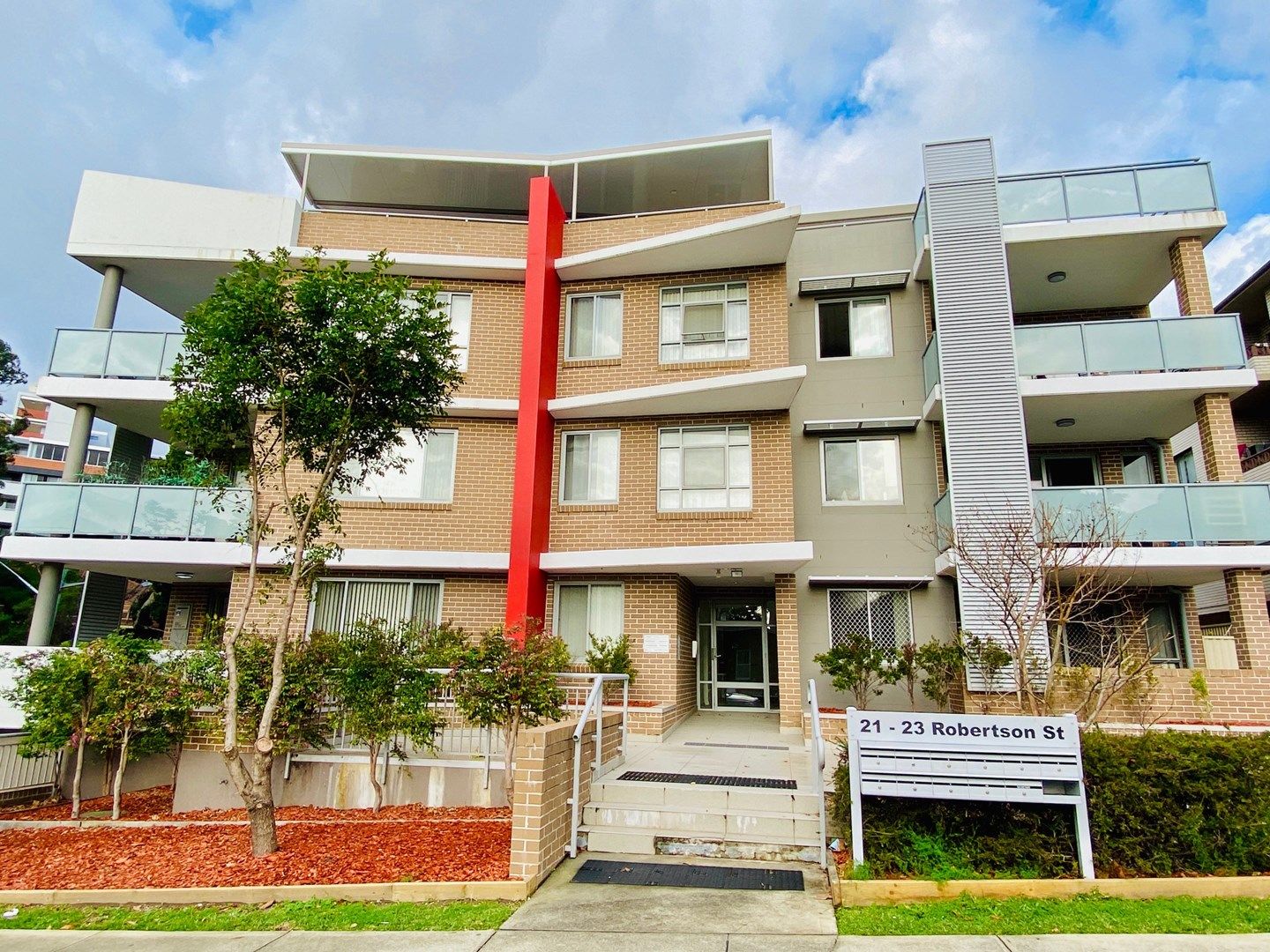 2 bedrooms Apartment / Unit / Flat in 1/21-23 Robertson Street KOGARAH NSW, 2217