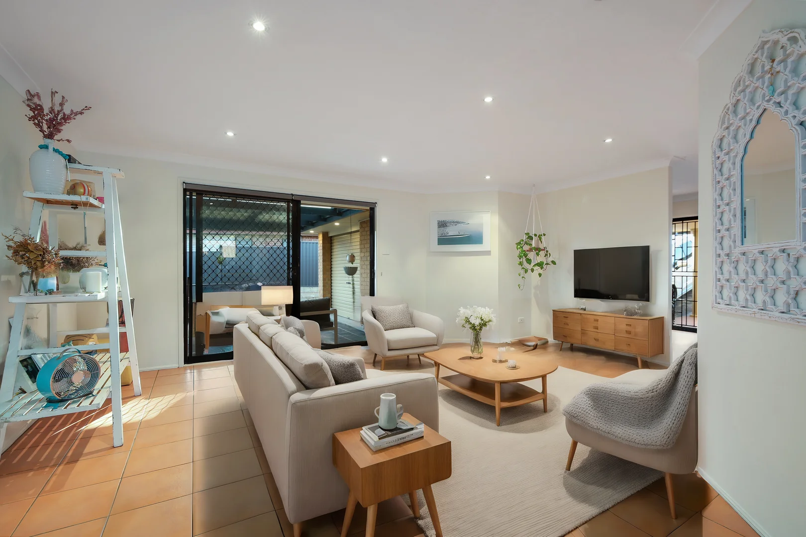 Additional image 11 of 25 Norman Hunter Close, Kincumber NSW 2251