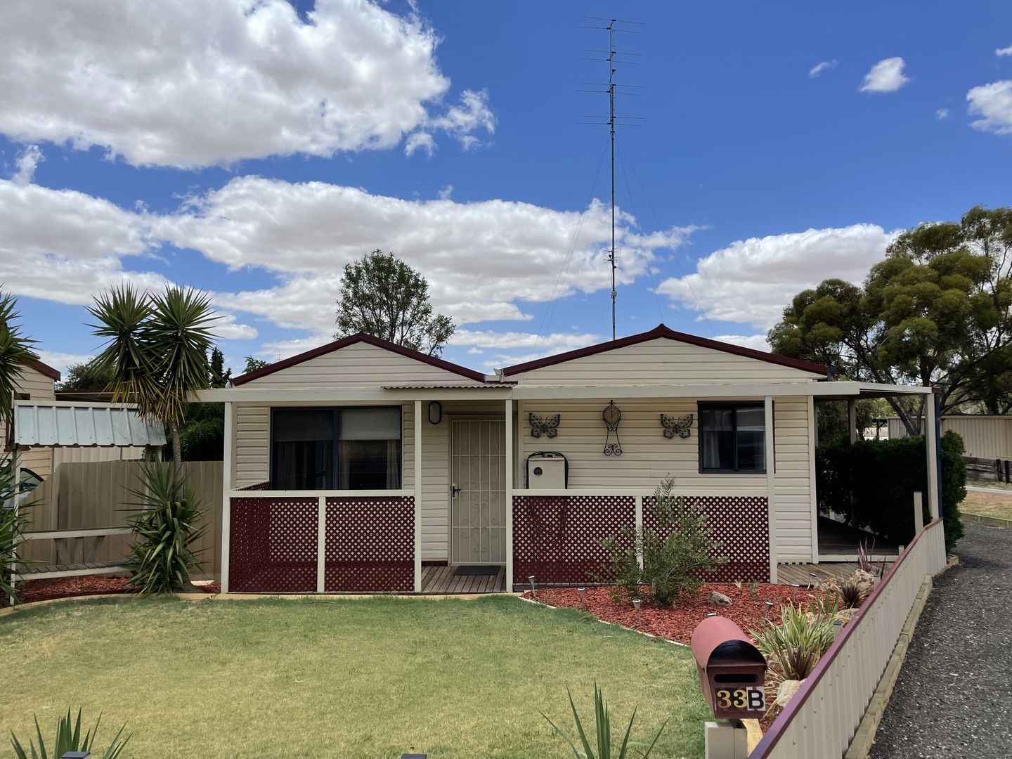 2 bedrooms House in 33 Burgoyne St NORTHAM WA, 6401