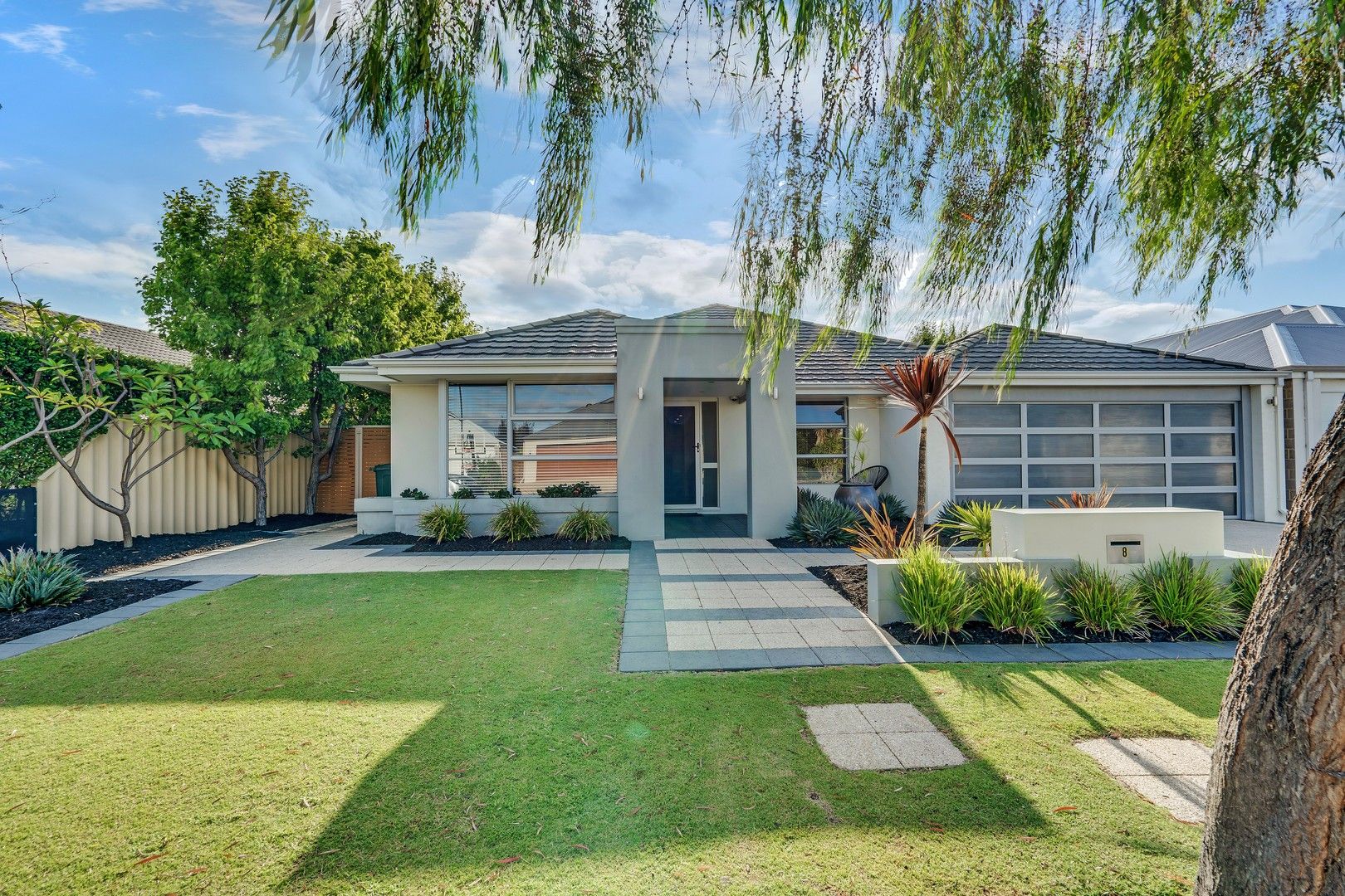 8 Nougat Crescent, Yalyalup WA 6280, Image 0