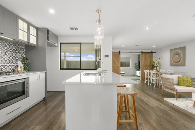 Picture of 17 Dasilva Place, COOGEE WA 6166