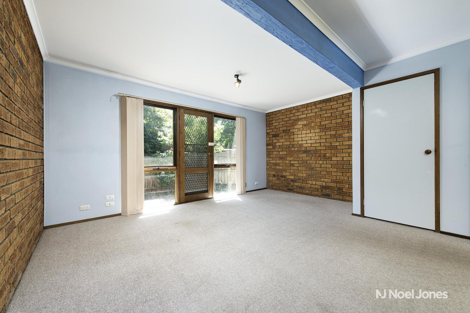 2/30 Ashted Road, Box Hill VIC 3128, Image 2