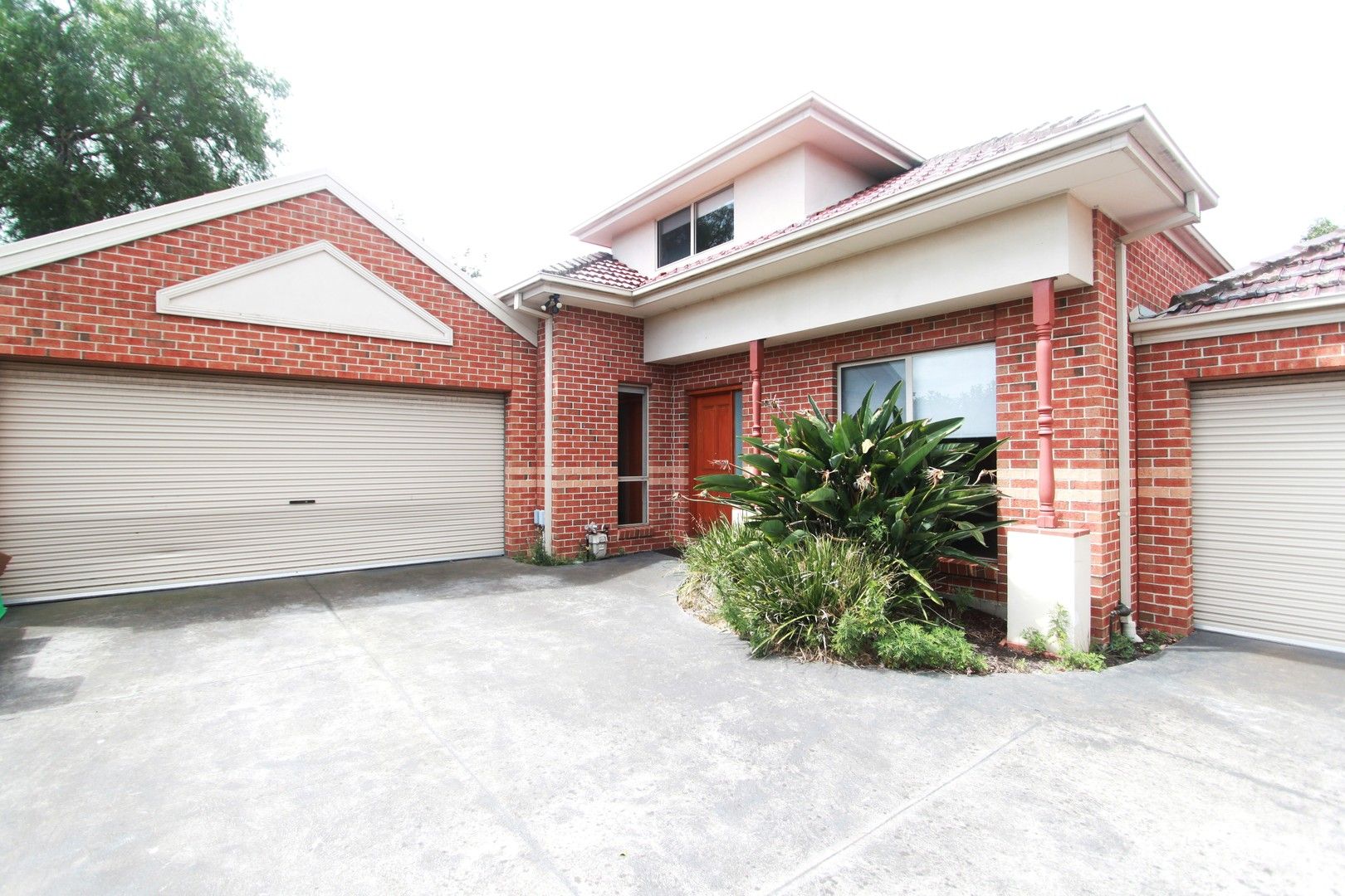 4 bedrooms Townhouse in 3/21 Dunstan Street CLAYTON VIC, 3168