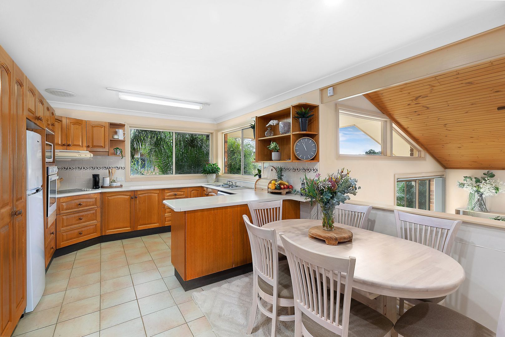 309 The Round Drive, Avoca Beach NSW 2251, Image 2